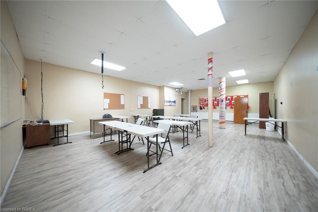 360 Colborne Street Property Photo 13