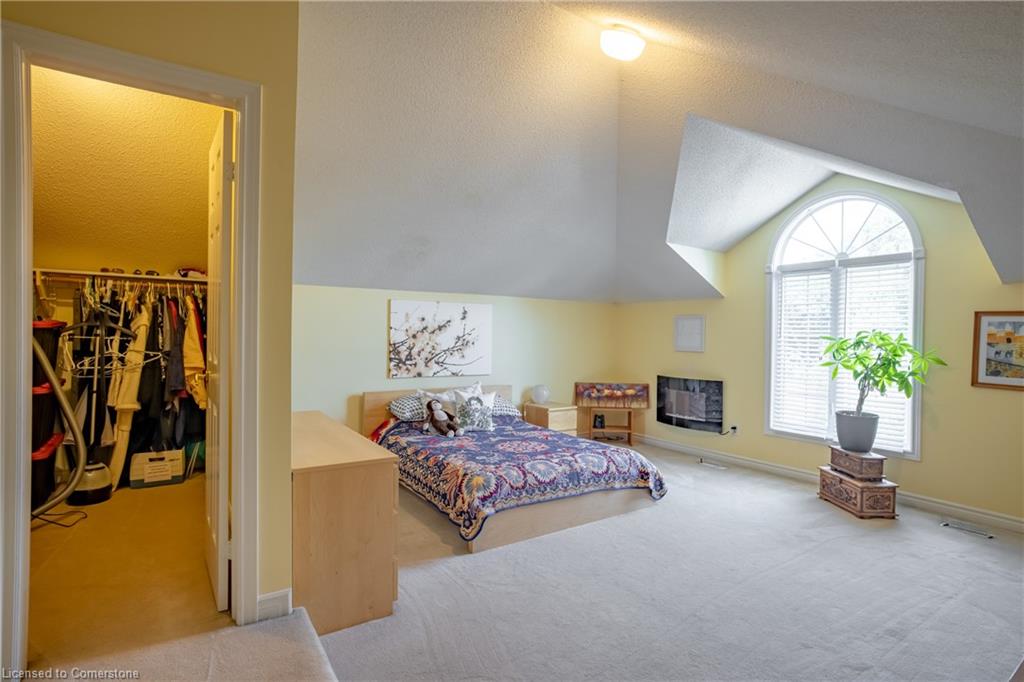 1 Cameron Lane Property Photo 17
