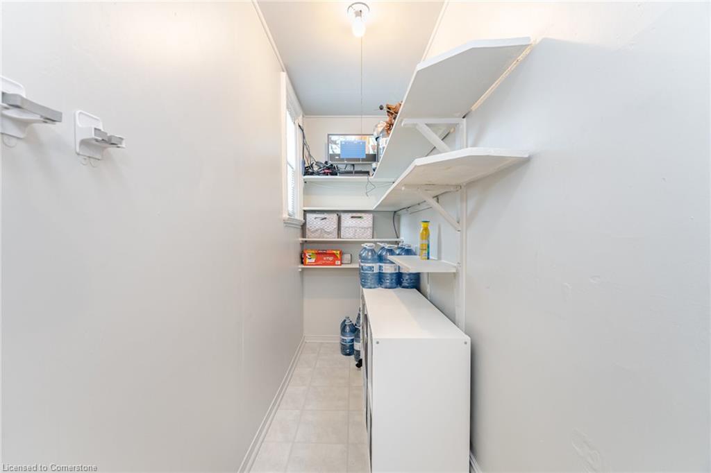 208 Drummond Street Property Photo 15