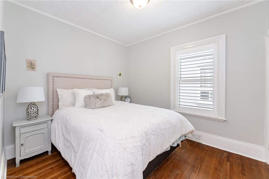 208 Drummond Street Property Photo 16