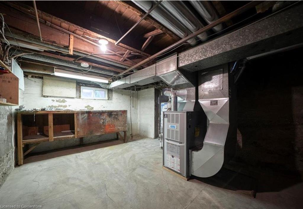 208 Drummond Street Property Photo 34