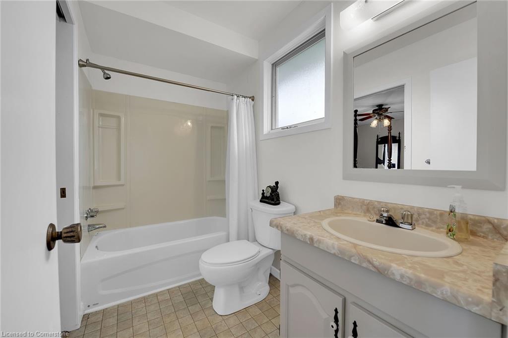 328 Haldimand Rd 17 Property Photo 15