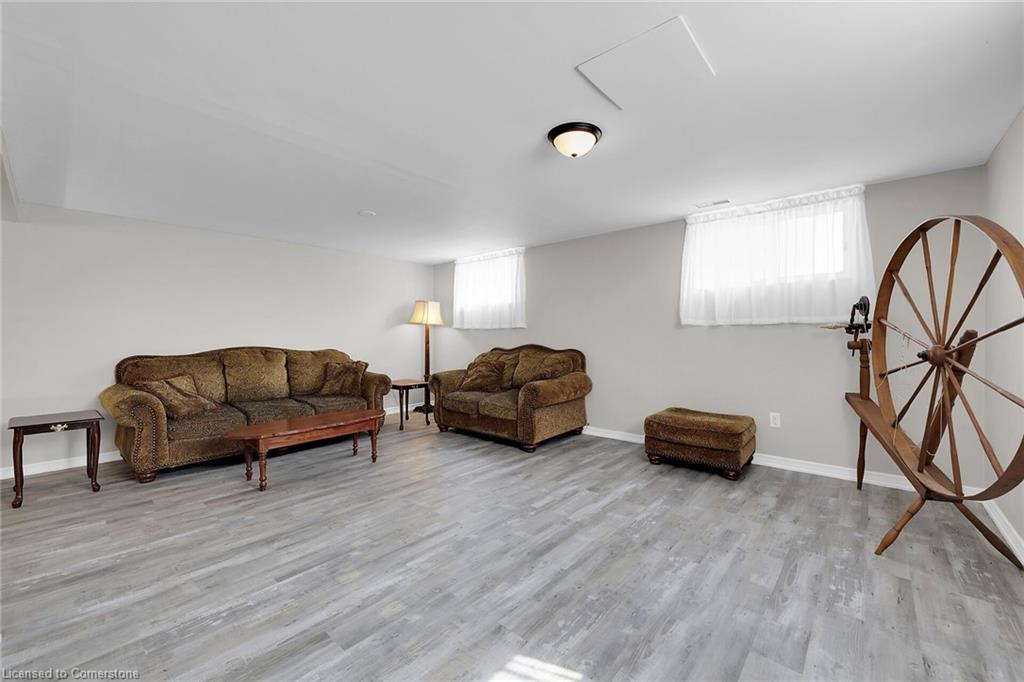 328 Haldimand Rd 17 Property Photo 29