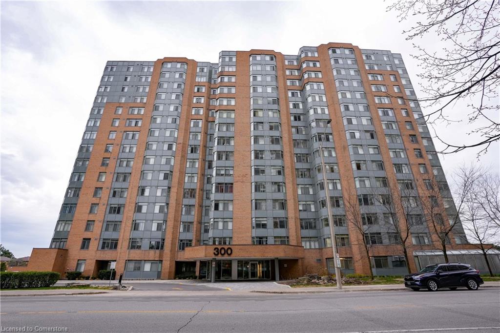 706-300 Webb Drive Property Photo