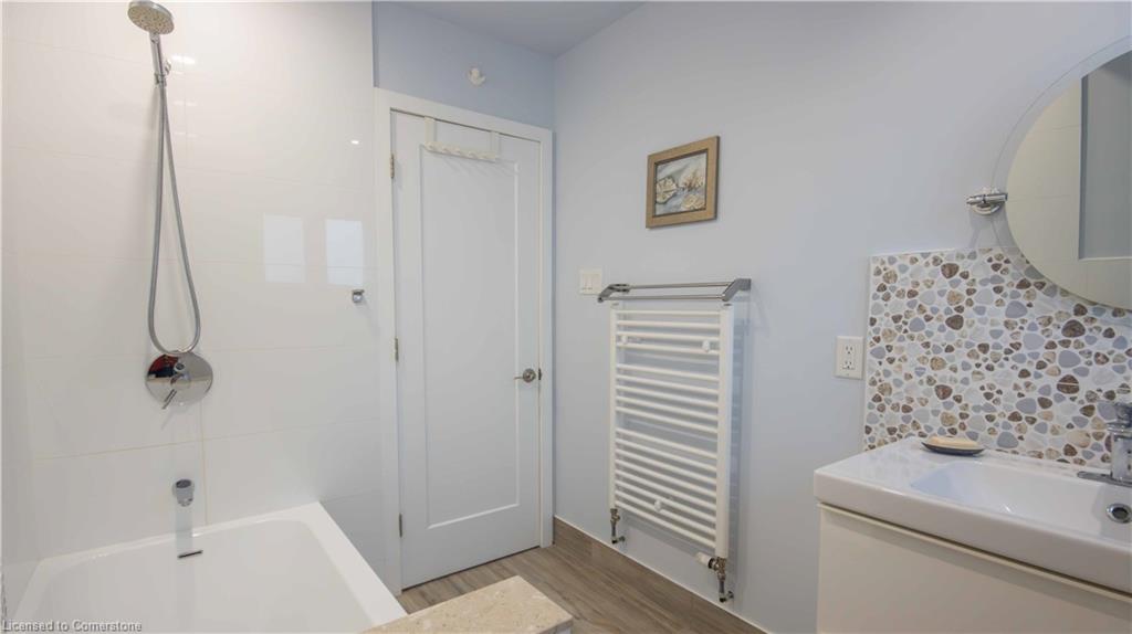 610 Pine Point Lane Property Photo 24