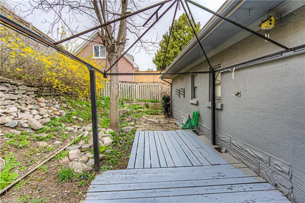 152 Binscarth Road Property Photo 31