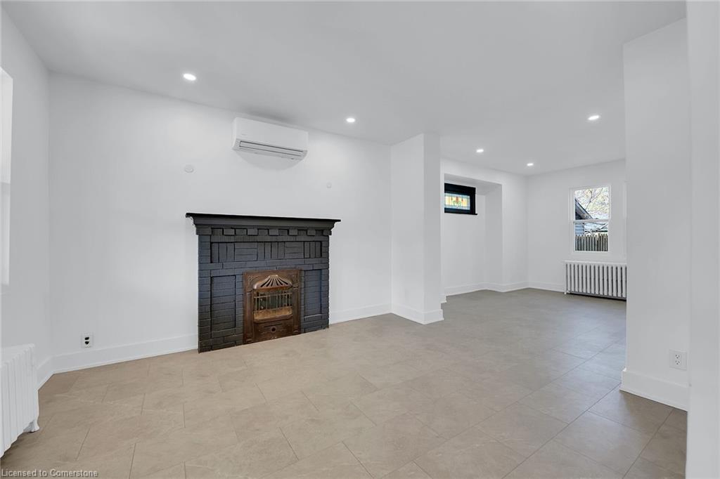 145 Prospect Street N Property Photo 9