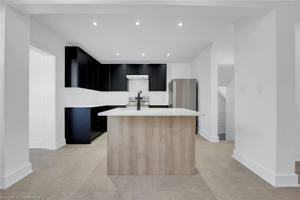 145 Prospect Street N Property Photo 16