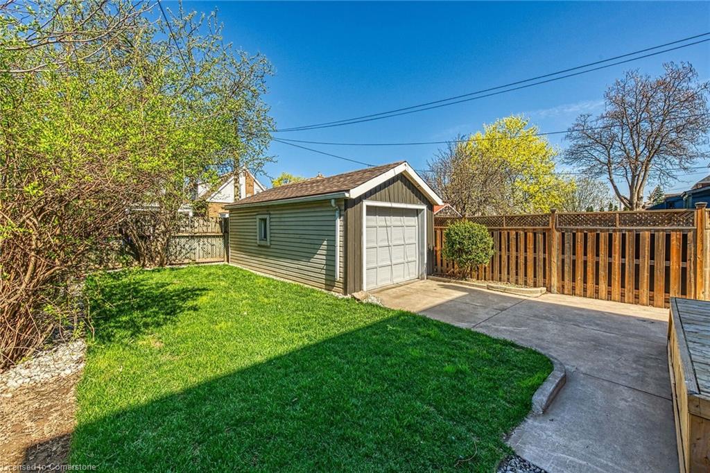 145 Prospect Street N Property Photo 36