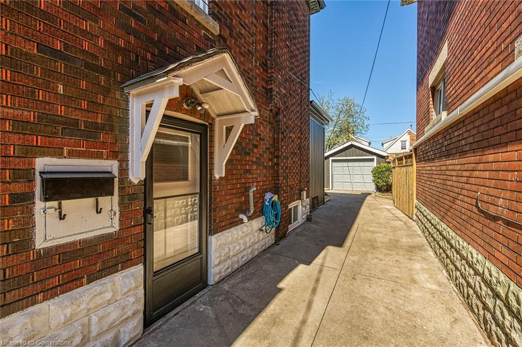 145 Prospect Street N Property Photo 38