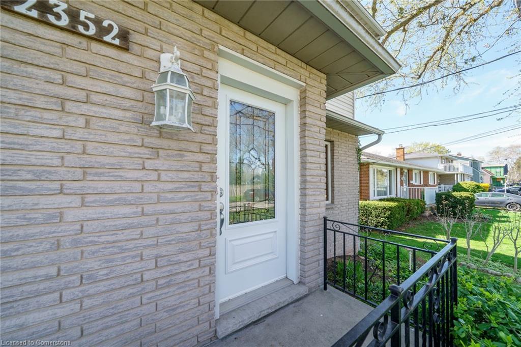 2352 Brinell Avenue Property Photo 4