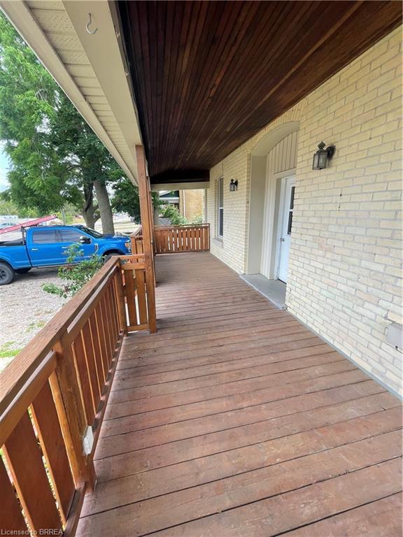 34 Young Street Property Photo 3