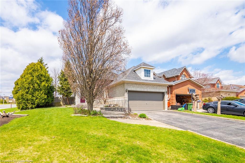 1 Strathroy Crescent Property Photo