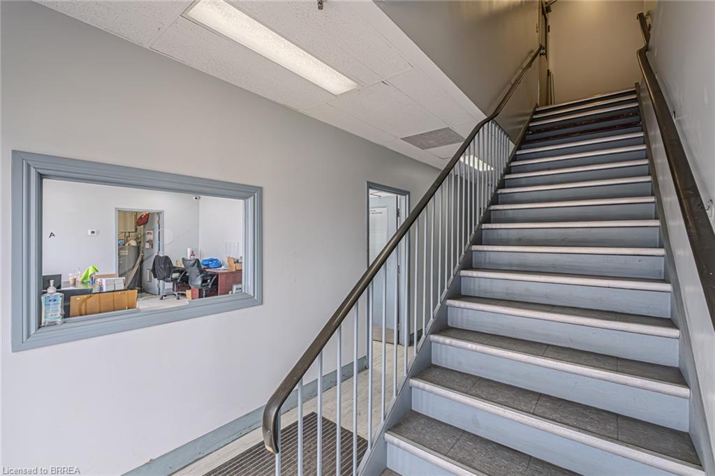 396 Henry Street Property Photo 13