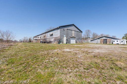 226 Carluke Road E Property Photo 12
