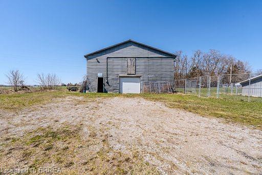 226 Carluke Road E Property Photo 13