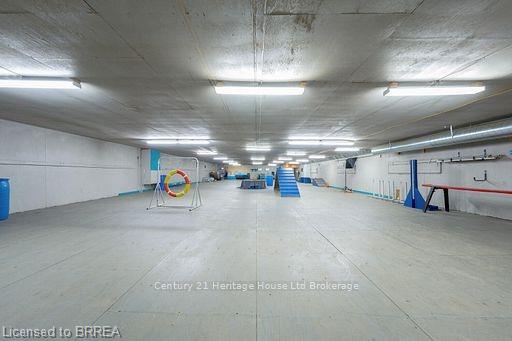 226 Carluke Road E Property Photo 14