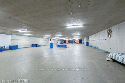 226 Carluke Road E Property Photo 22