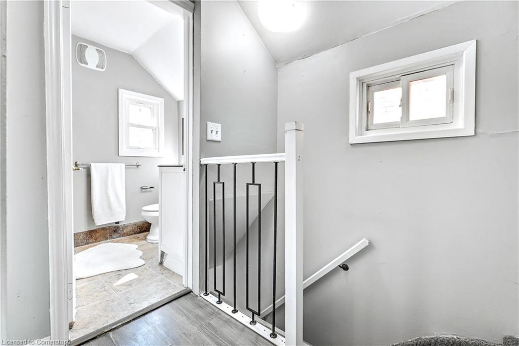 381 Herkimer Street Property Photo 22