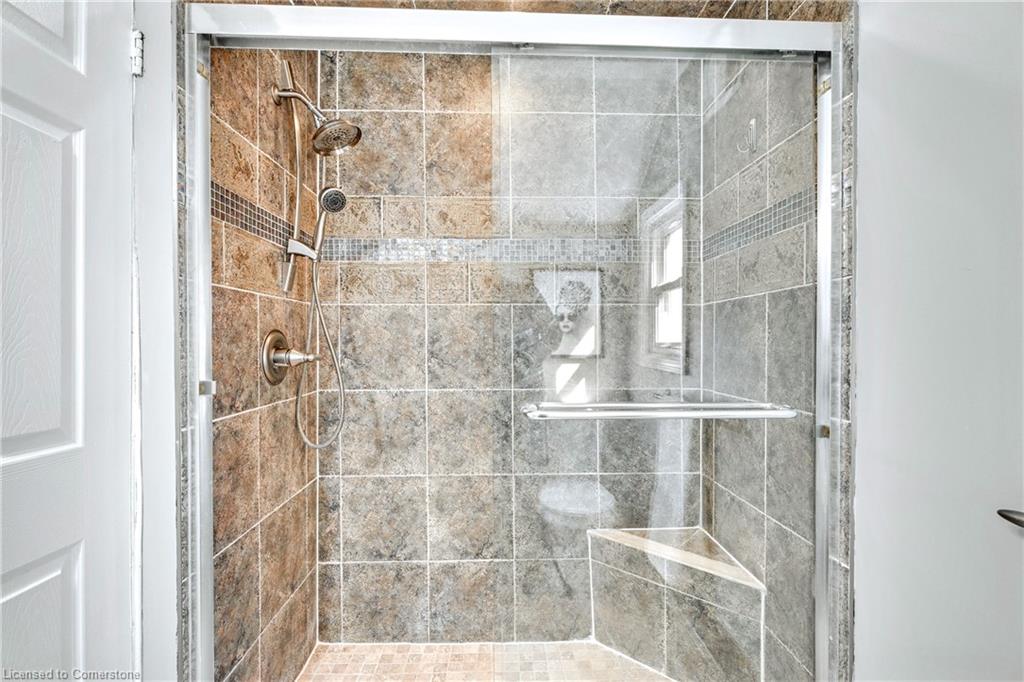 381 Herkimer Street Property Photo 29
