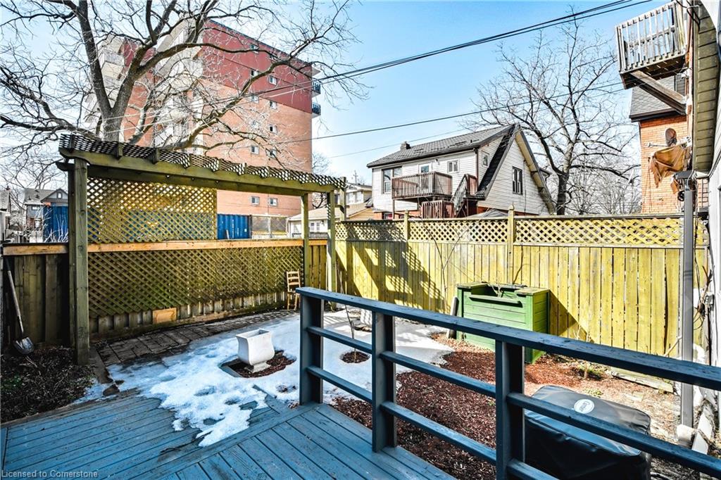 381 Herkimer Street Property Photo 33
