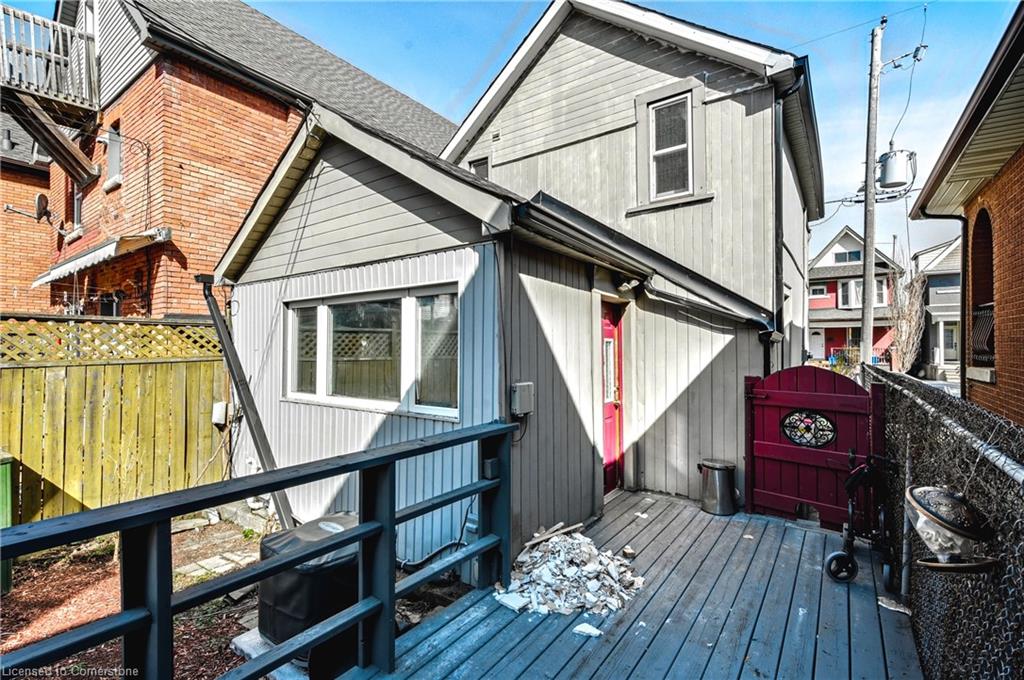 381 Herkimer Street Property Photo 37