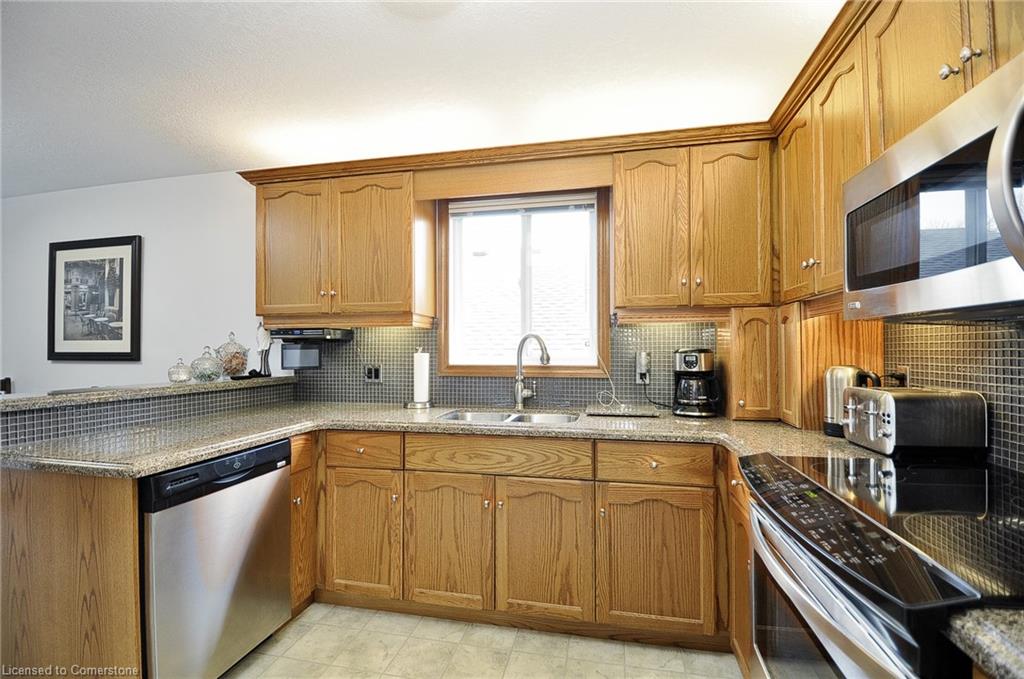 20 Kent Street Property Photo 13