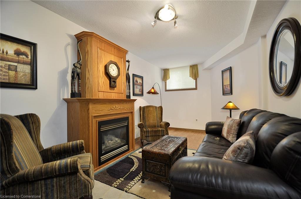 20 Kent Street Property Photo 24
