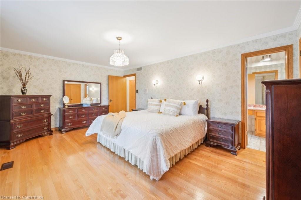 35 Charing Cross Property Photo 12