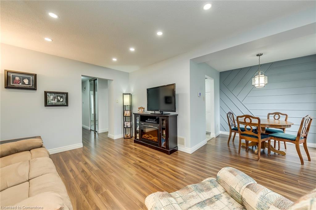 14-1548 Newlands Crescent Property Photo 5