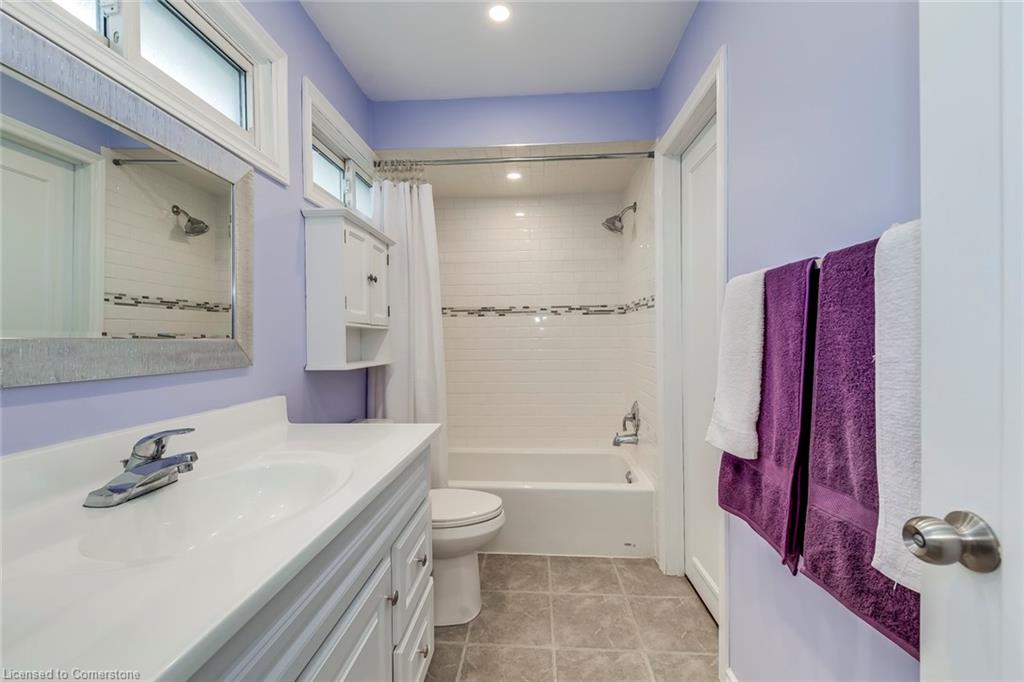 14-1548 Newlands Crescent Property Photo 15