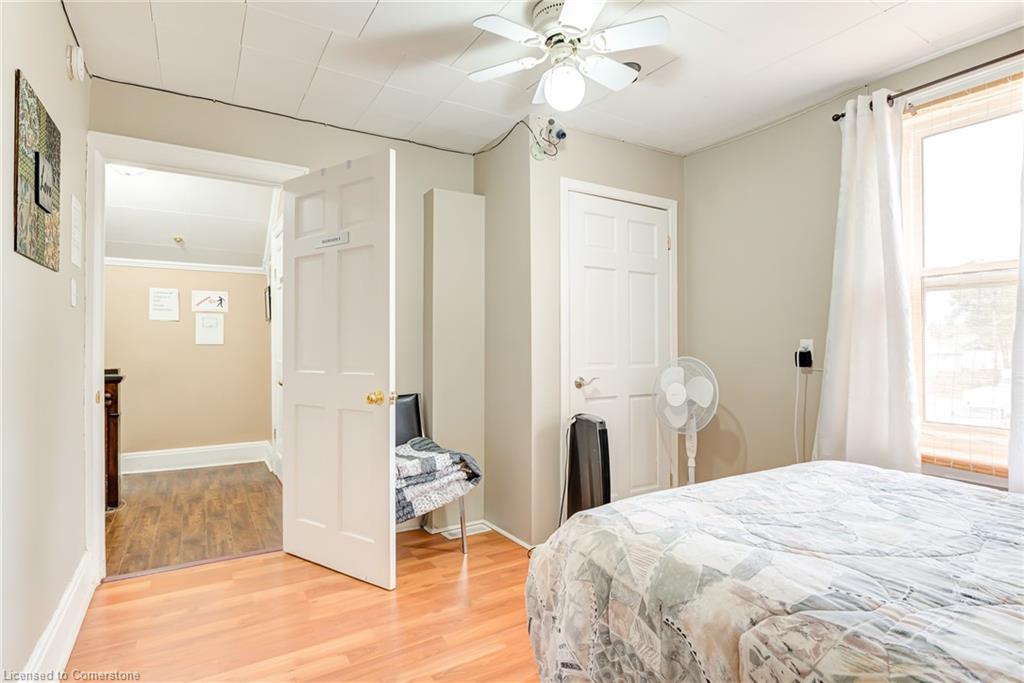 1405 King Street E Property Photo 21