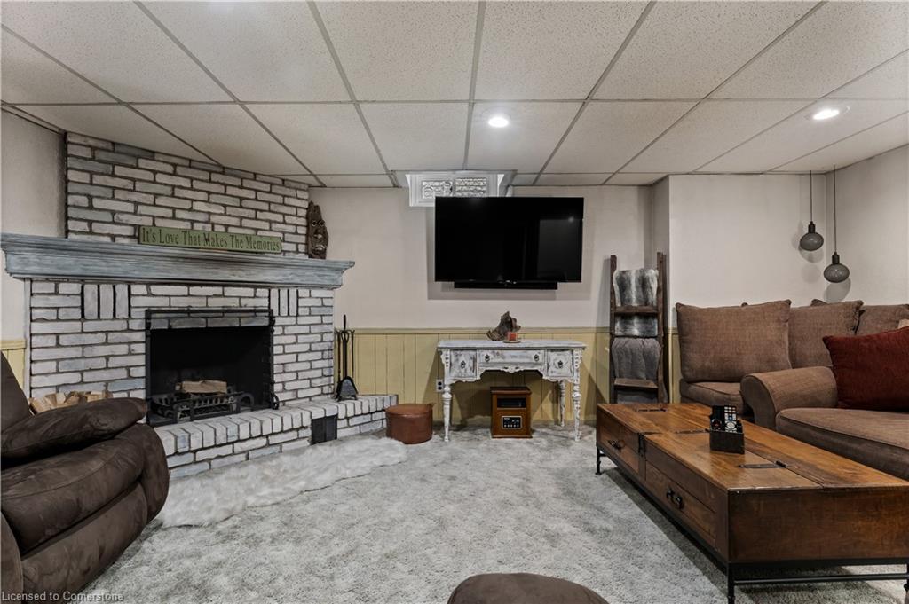 2385 Cotswold Crescent Property Photo 29