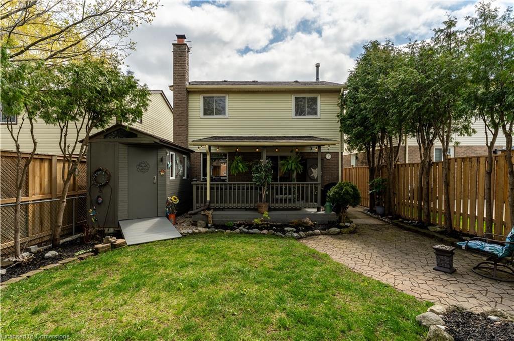 2385 Cotswold Crescent Property Photo 43