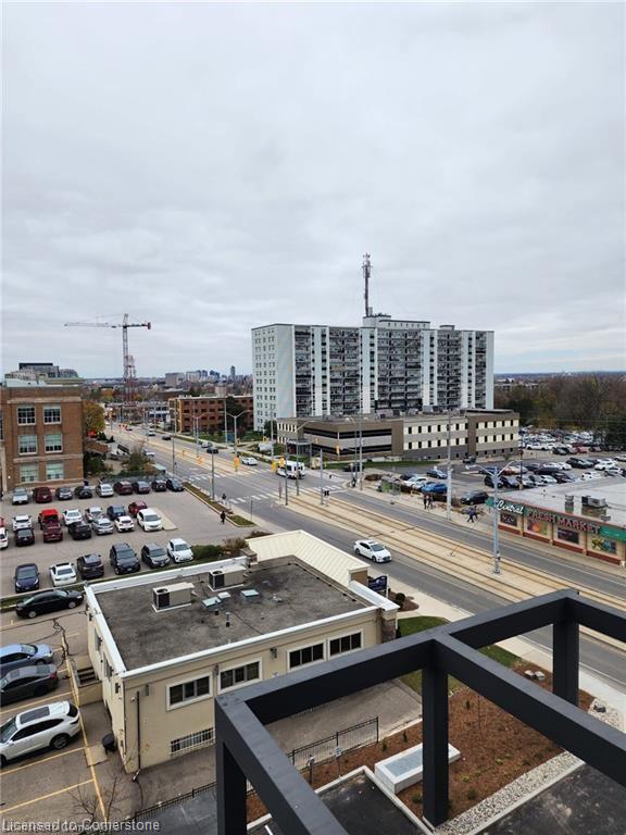605-741 King Street W Property Photo 13