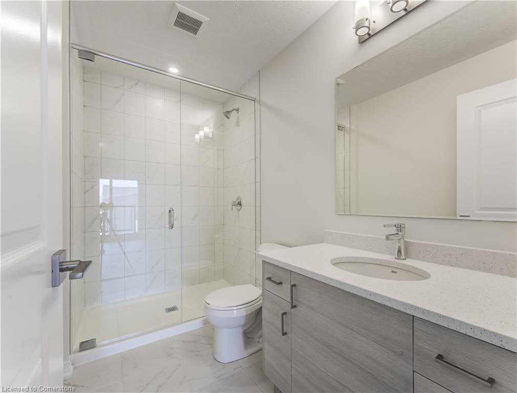 H066-210 Serene Way Property Photo 5