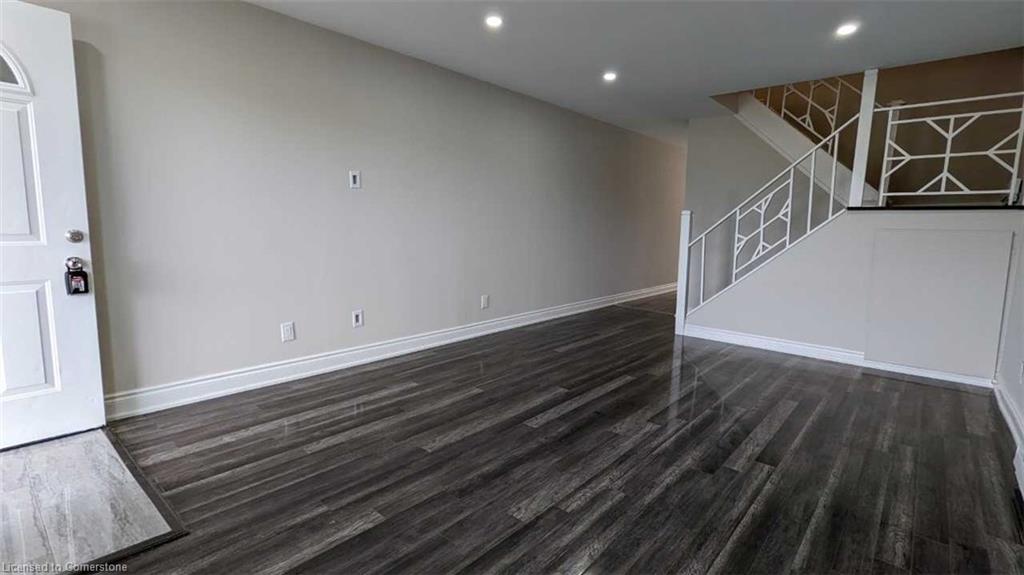 18-8646 Willoughby Drive Property Photo 3
