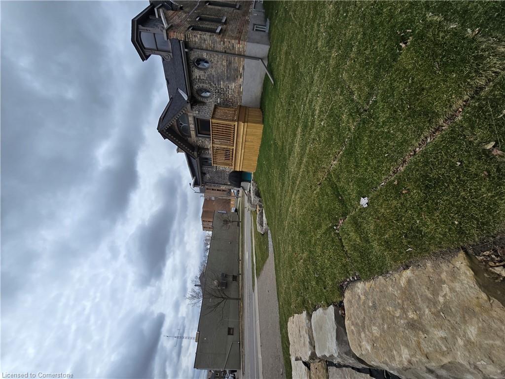 53 Charlotte Street Property Photo 11