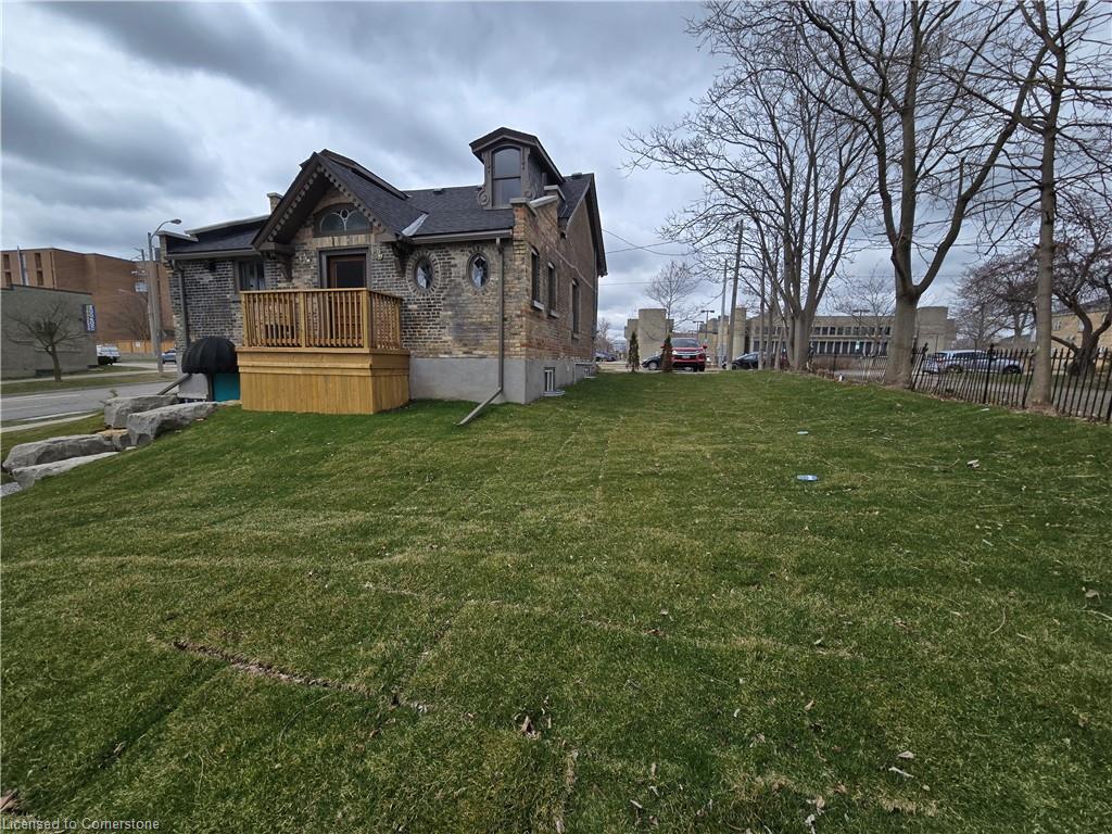 53 Charlotte Street Property Photo 12