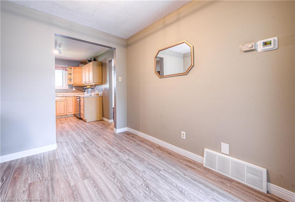 6 Holm Street Property Photo 10