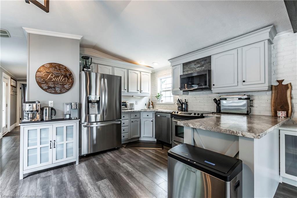 3 Elm Street Property Photo