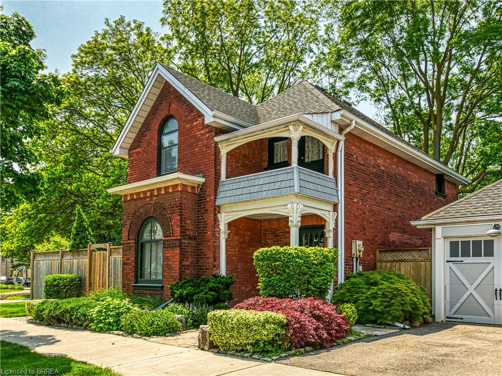 242 Brant Avenue Property Photo 1