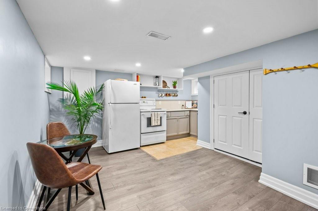 26 Cedar Avenue Property Photo 37