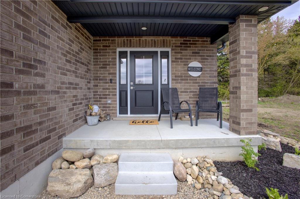 11 Malcolm Crescent Property Photo 3