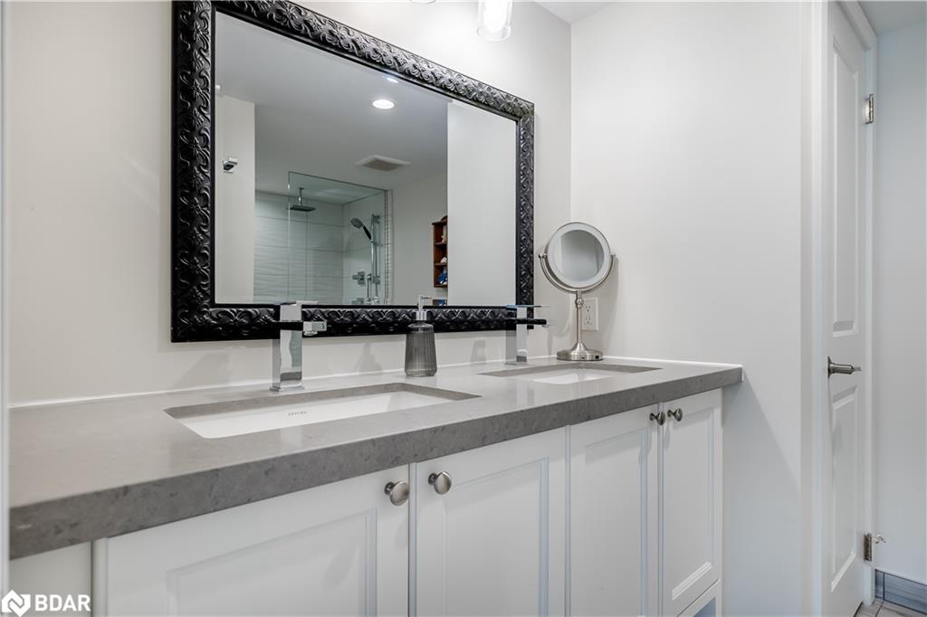 302-80 Horseshoe Valley Boulevard Property Photo 22