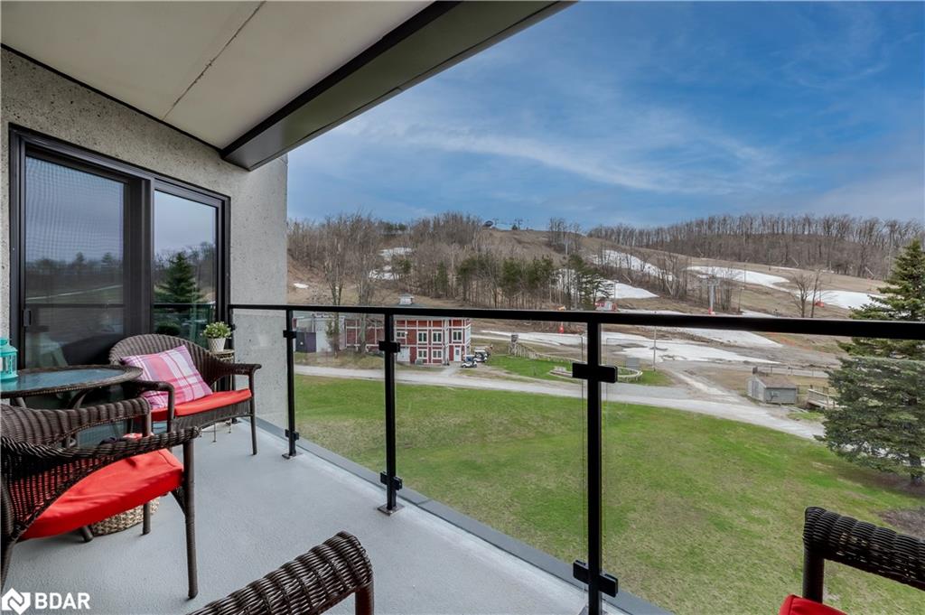 302-80 Horseshoe Valley Boulevard Property Photo 28