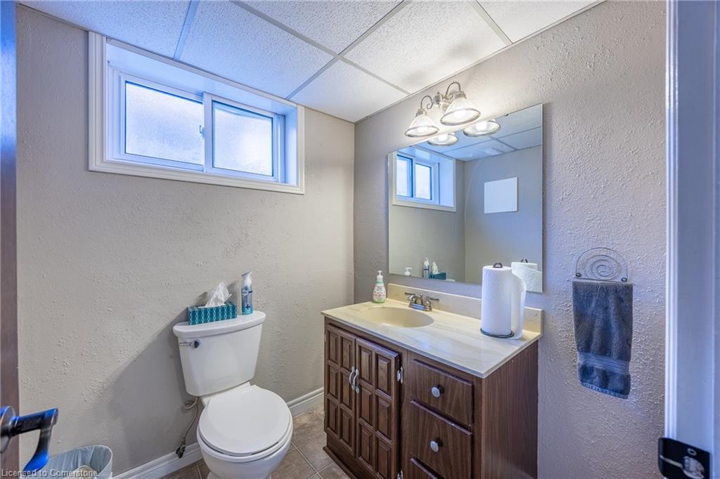 13 Aaron Drive Property Photo 17
