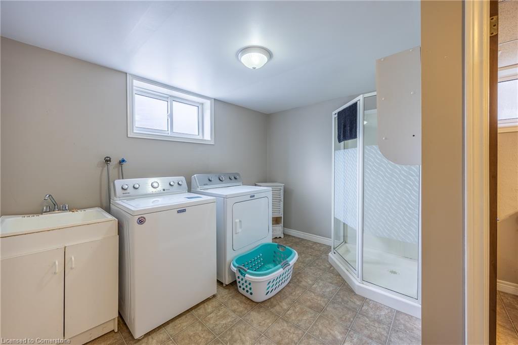 13 Aaron Drive Property Photo 18