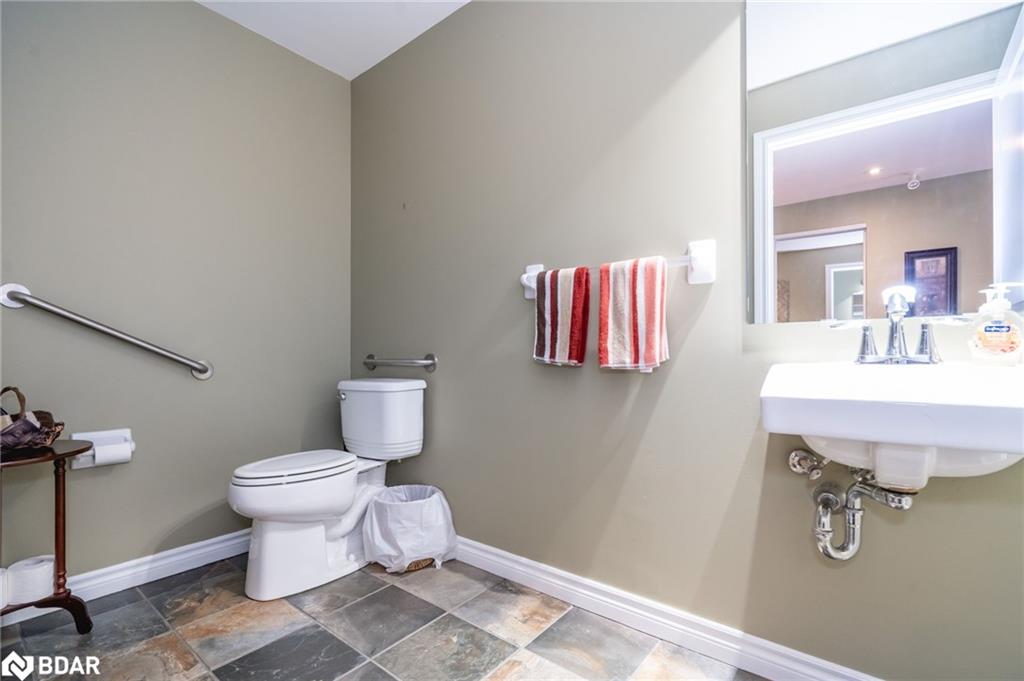 103-19b Yonge Street N Property Photo 29