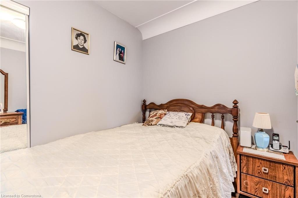 33 Brucedale Avenue E Property Photo 16